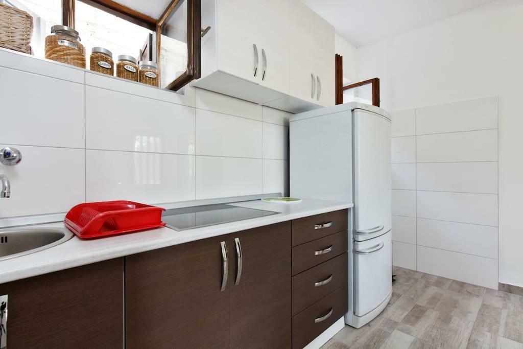 Villa Reminiscence Seget Vranjica Esterno foto